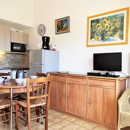 Duplex Calme 4 Pers, Parking Privé, à Deux Pas De La - - Fr-1-251-500 Le Lavandou