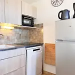 Apartment Duplex Calme 4 Pers, Parking Prive, A Deux Pas De La - - Fr-1-251-500 Le Lavandou